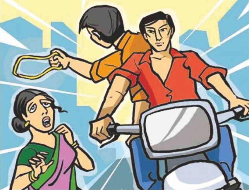 दिवसा ढवळ्या लूट-मार महिलांमध्ये भिती चे वातावरण